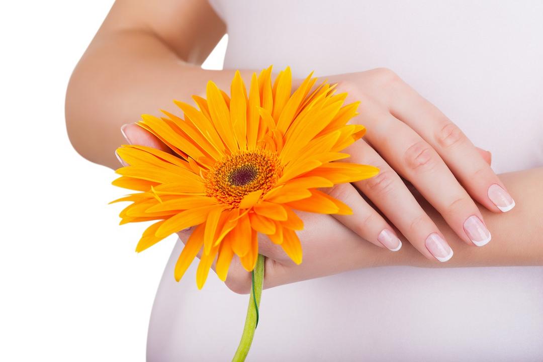 Unhas lindas durante a gravidez com segurança
