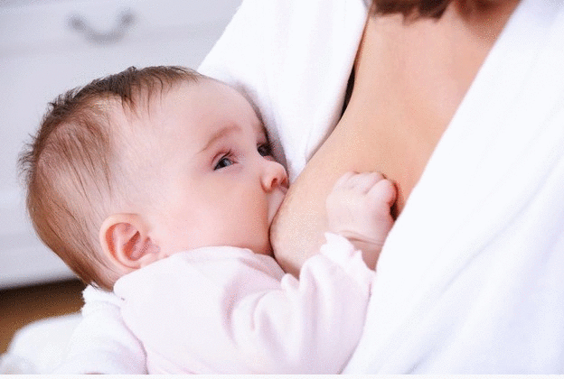 O leite materno pode ser uma fonte de anticorpos contra o coronavírus para os bebês