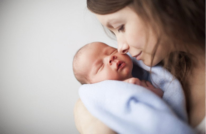 As primeiras semanas do bebê: Como agir?
